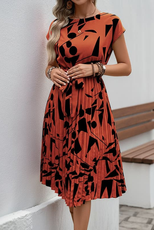 Wrinkly But Stylish Maternity Dress