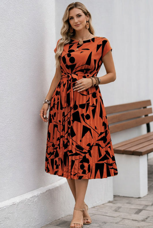 Wrinkly But Stylish Maternity Dress